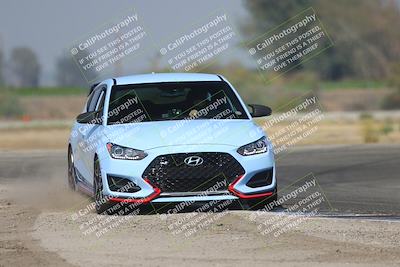 media/Sep-20-2025-Extreme Speed (Sat) [[1fcc23683c]]/Blue (Low Intermediate)/Session 1 (Sunset)/